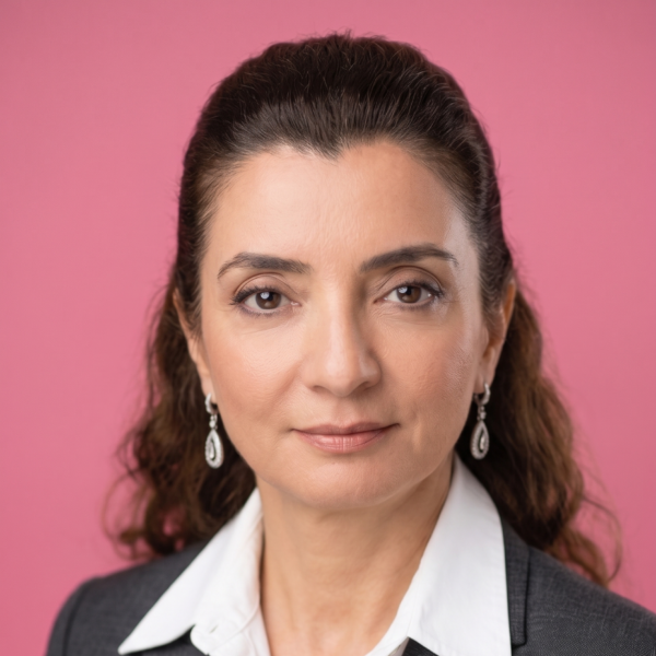 FUNDA ÖZKAN